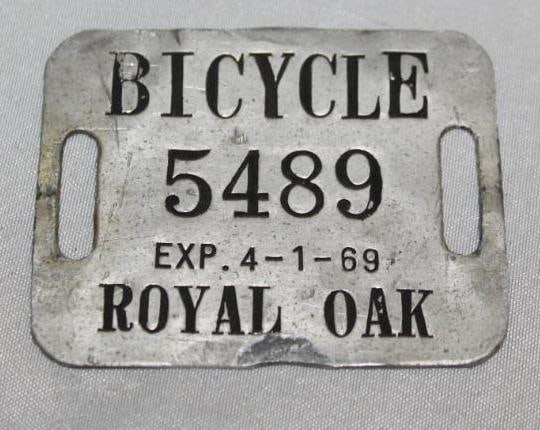 1969 Royal Oak Michigan Bicycle License Plate Tag (1 of 2)