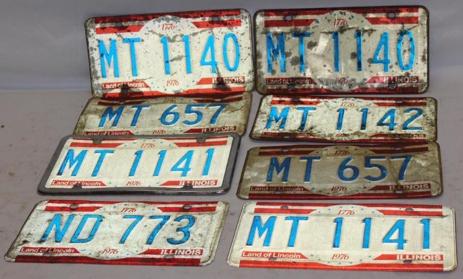 Group of 8 1976 Bi-Centennial Illinois IL License Plates (1 of 6)
