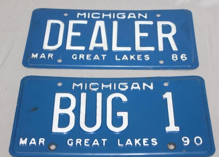 Group of 2 1986 & 1990 Michigan Dealer and Bug 1 Vanity License Plates (1 of 4)