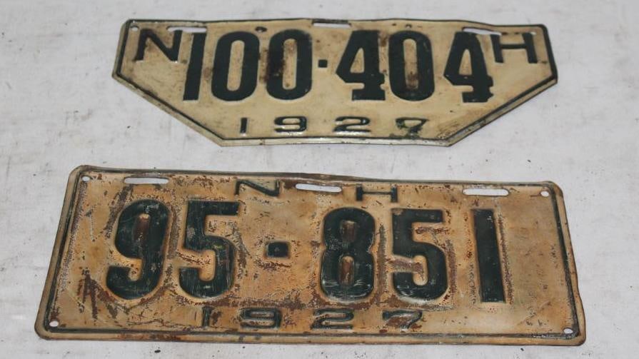 Group of 2 1927 New Hampshire NH License Plates (1 of 4)