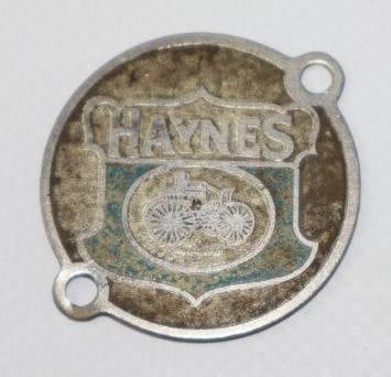 1920's Haynes Motor Car Co Hubcap Emblem Badge: 1.5" diameter