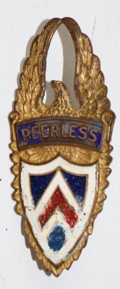 1930-1931 Peerless Motor Car Co Radiator Emblem Badge (1 of 2)