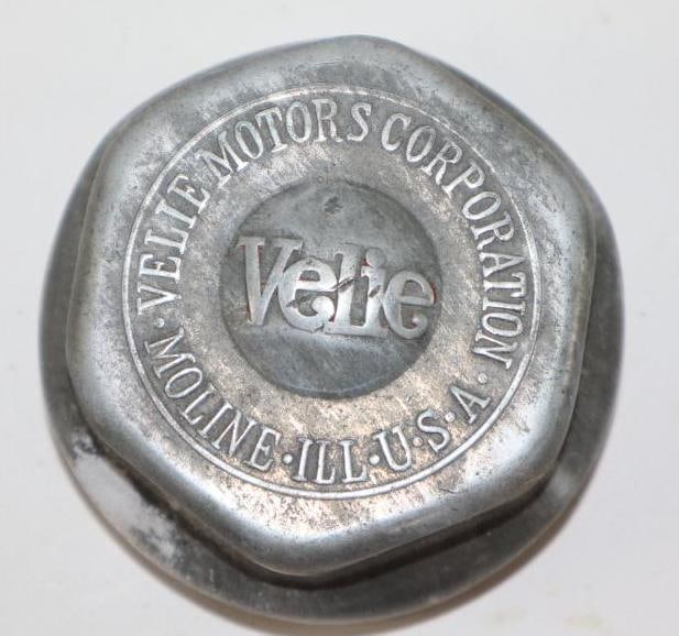 Velie Automobile Threaded Hubcap: 3" diameter
