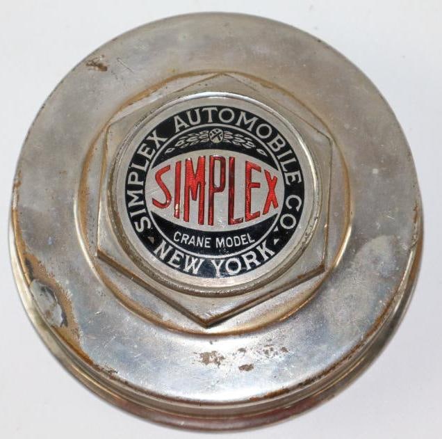 Simplex Automobile Threaded Hubcap: 4.75" diameter