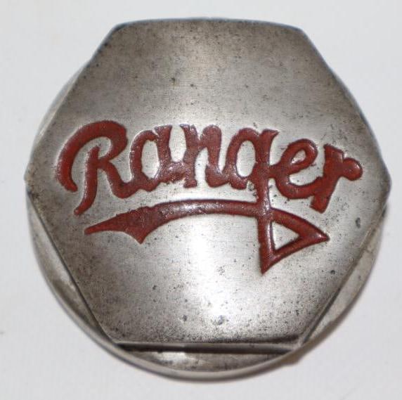Ranger Automobile Threaded Hubcap (1 of 2)