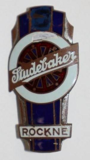 1931-1932 Studebaker Rockne Motor Car Co Radiator Emblem Badge (1 of 2)