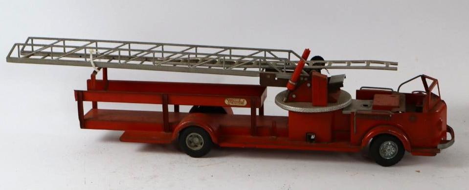 Model Toys Doepke Fire Truck (1 of 3)