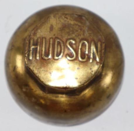 Hudson Brass Automobile Threaded Hubcap (1 of 2)