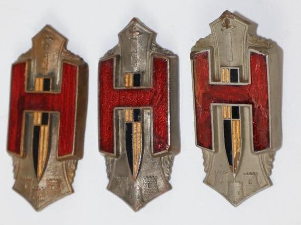Group of 3 1928-1932 Hupmobile Radiator Emblem Badges (1 of 2)