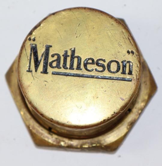 Matheson Brass Automobile Threaded Hubcap: 2.75" diameter