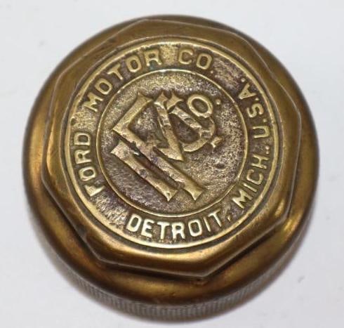 Ford Motor Co Brass Automobile Threaded Hubcap (1 of 2)