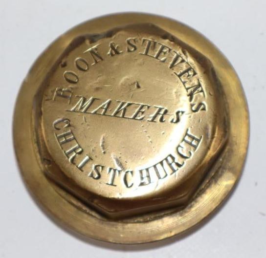 Boon & Stevens Makers Brass Automobile Threaded Hubcap: 1.5" diameter