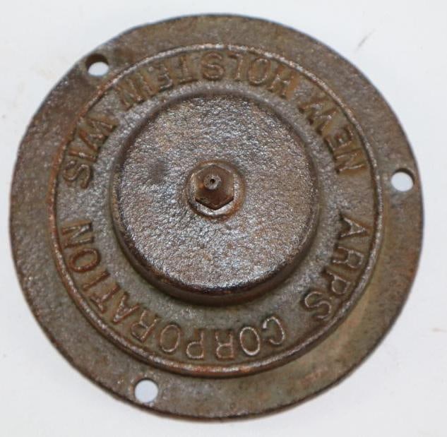 Arps Corp Automobile Hubcap: 3.5" diameter