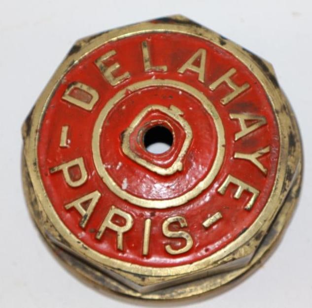 Delahaye Paris Brass Automobile Threaded Hubcap (1 of 2)