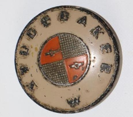 1940's-1950's Studebaker Horn Button: 3" diameter
