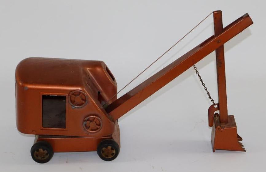 1940's-1950's Structo Pressed Steel Steam Shovel Excavator (1 of 4)