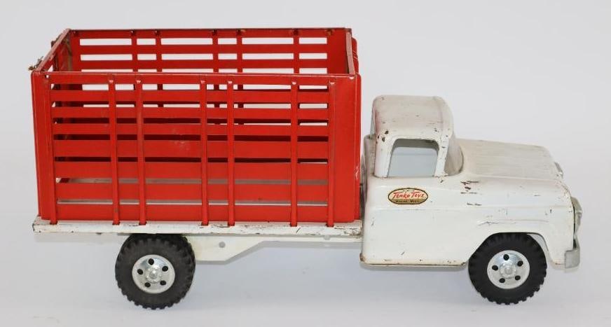 1950's Tonka Pressed Steel Livestock Farm Dually Truck: missing one mudflap, 16.5"