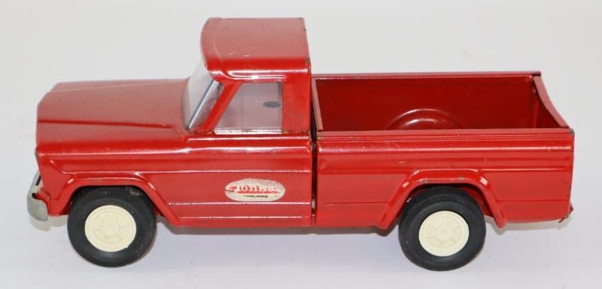 1970's Tonka Jeep Pressed Steel Pickup Truck: no cracks in plastic windows, 9"
