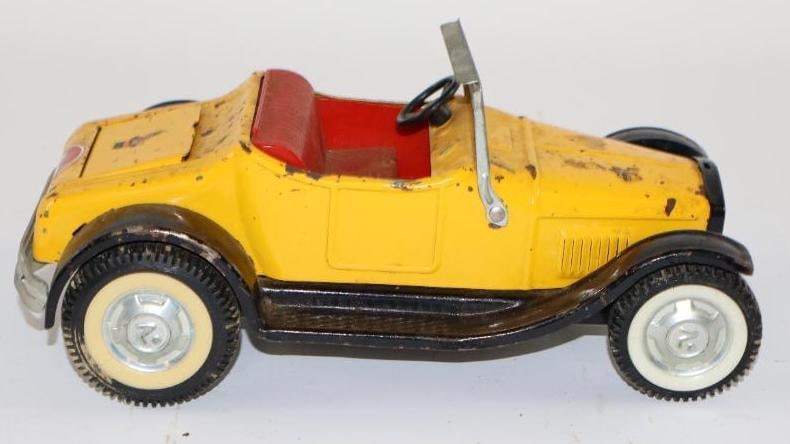1930's Yellow Nylint Pressed Steel Roadster Car w/ Rumble Seat (1 of 4)