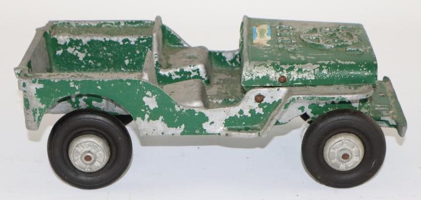 1960's Green Cast Aluminum Willy's Army Jeep: 10.5"