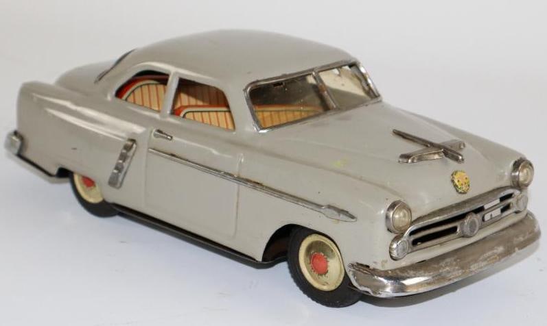 1950's Marusan Toys Tan Coupe Friction Tin Toy Car from Japan (1 of 3)