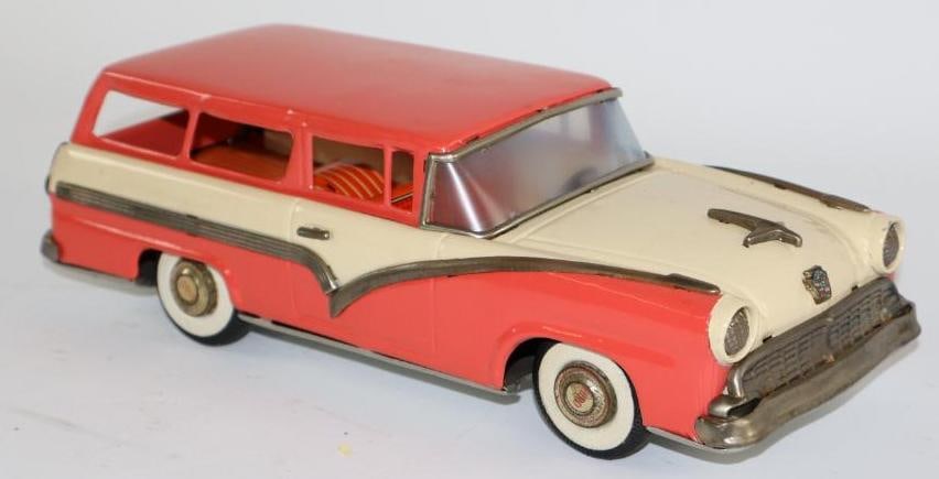 1950's-1960's Ohara Pink Ford Wagon Friction Tin Toy Car from Japan w/ Trailer Hitch (1 of 3)