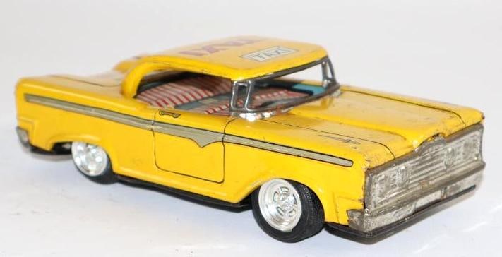 1950's-1960's Taxi Yellowcab Coupe Friction Litho Tin Toy Car from Japan (1 of 3)