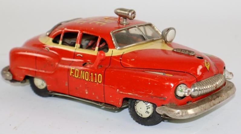 1940's-1950's Momoya Electro mobile Fire Chief Tin Toy Car from Japan (1 of 3)