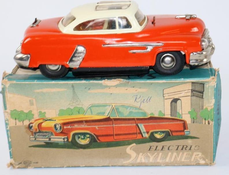 1950's Exelo Electric Skyliner Battery Operated Tin Toy Car w/ Box: 9"