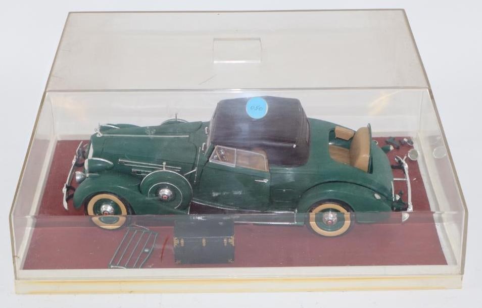 1930's-1940's Coupe with Rumble Seat Model (1 of 6)