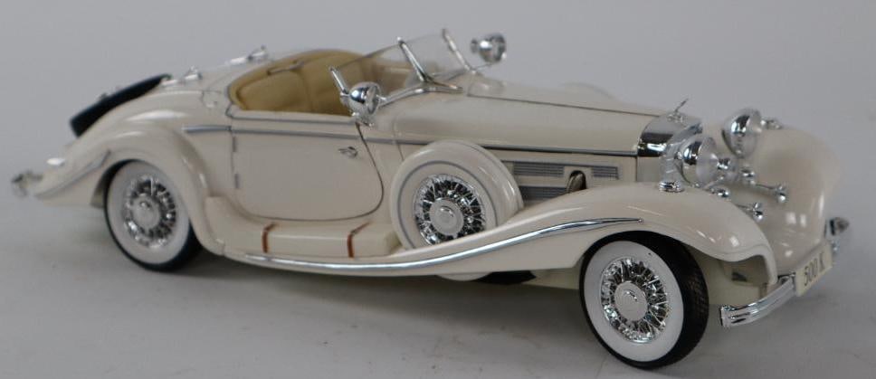 1936 Mercedes Benz 500 Special Roadster 1/18th Scale Model w/ Rumble Seat (1 of 3)
