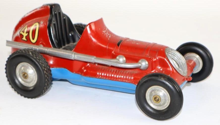 1930's Ray Cox Thimble Drone Champion #40 Racecar (1 of 3)