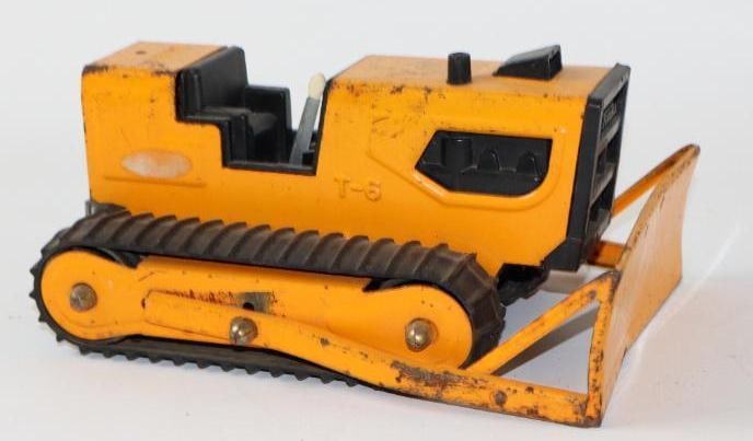 1970's Tonka T-6 Bull Dozer (1 of 3)