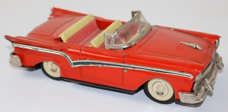 1950's Two Door Convertible Coupe Tin Litho Friction Car (1 of 3)