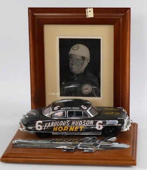 1940's-1950's Hudson Hornet #6 Racing Car Model w/ Marshall T Attached Picture and Car Emblem (1 of 4)