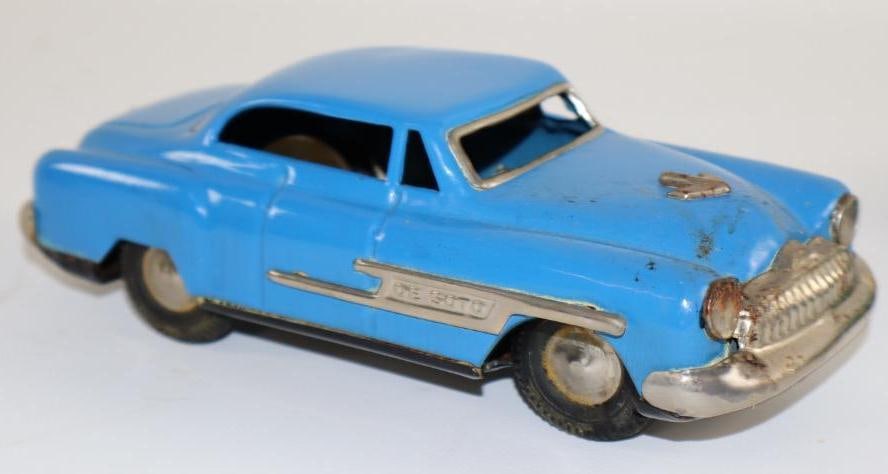 1950's - 1960's Asahi Toy Co. Pontiac De Soto Coupe Friction Toy Tin Car From Japan (1 of 3)
