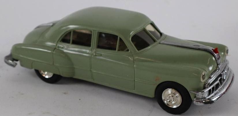 1950's -1960's A.M.T. Pontiac Sedan Wind Up Friction Car Tin Toy Car (1 of 3)