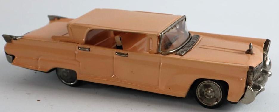 1950's -1960's Lincoln Sedan Friction Tin Toy Car (1 of 3)