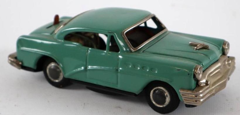 1950's -1960's Bandai Buick Coupe Battery Operated Tin Toy Car From Japan (1 of 3)