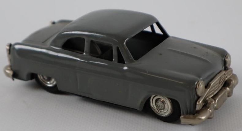 1950's -1960's Ford Coupe Friction Tin Toy Car From Japan (1 of 3)