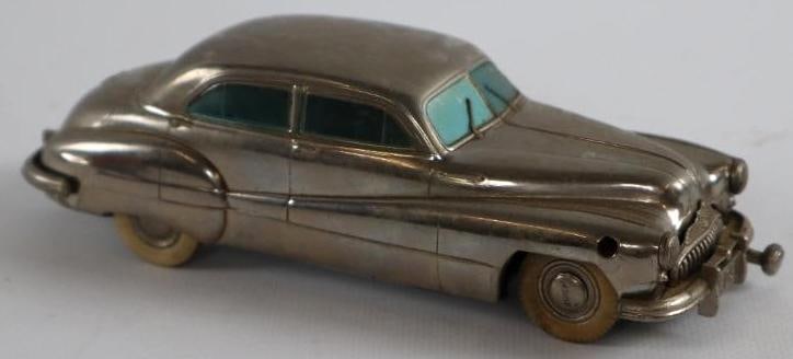 1950's -1960's Prameta Buick 405 Wind Up Cast Iron Car  Made in Germany British Zone (1 of 3)