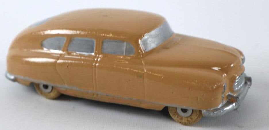 1949 Banthrico Inc. Nash Airflyte Cast Iron Toy Car National Products Chicago USA (1 of 3)