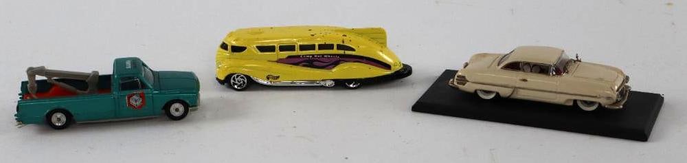 1950's - 1960's Group Of Three Tin Toy Cars (1 of 3)