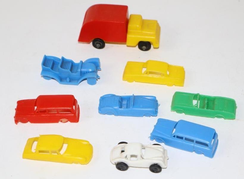 Group of 9 Plastic Toy Cars (1 of 3)