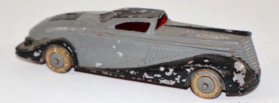 1930's Manoil Two Door Coupe w/ Rubber Tires Die Cast Car (1 of 3)