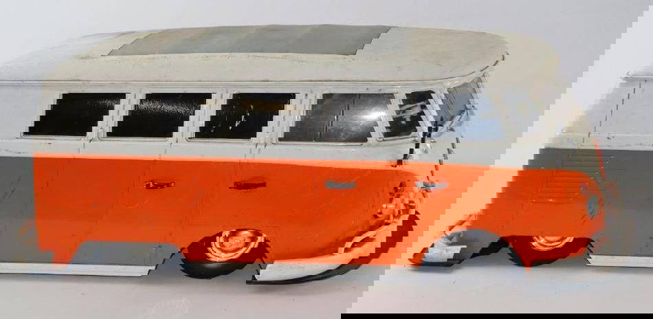 Herbie Fully Loaded Low Rider Vw Bus