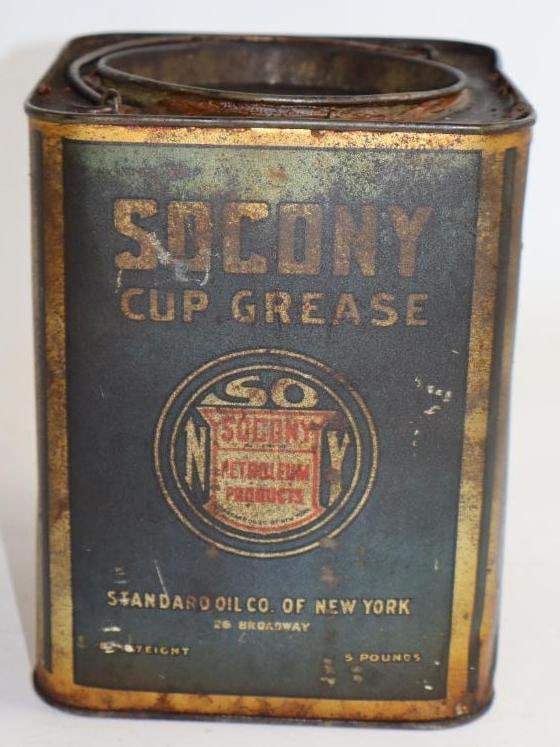 Early Socony Cup Grease Can (1 of 4)