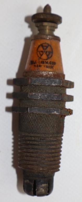 Hill IGM Corp Early Automobile Spark Plug (1 of 2)