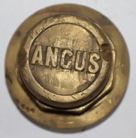 Brass Angus Threaded Automobile Hub Cap: 2.75" diameter