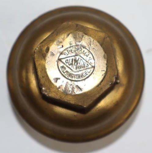 Brass Diamond Speakman Wilmington Del. Threaded Automobile Hub Cap (1 of 2)